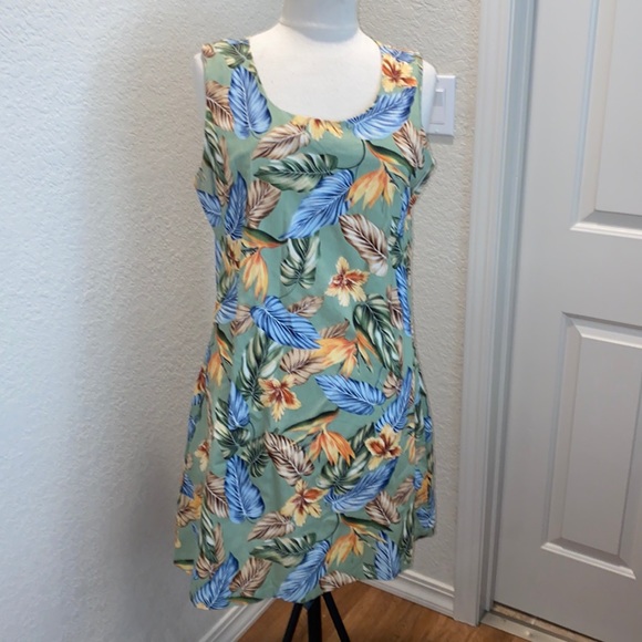 Naupaka Dresses & Skirts - Naupaka Hawaiian Vintage Sleeveless Midi Dress Floral All Over Print EUC Sz XL